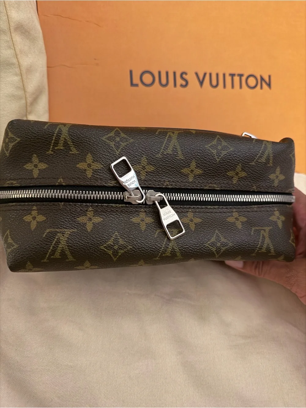 Louis Vuitton authentic louis
